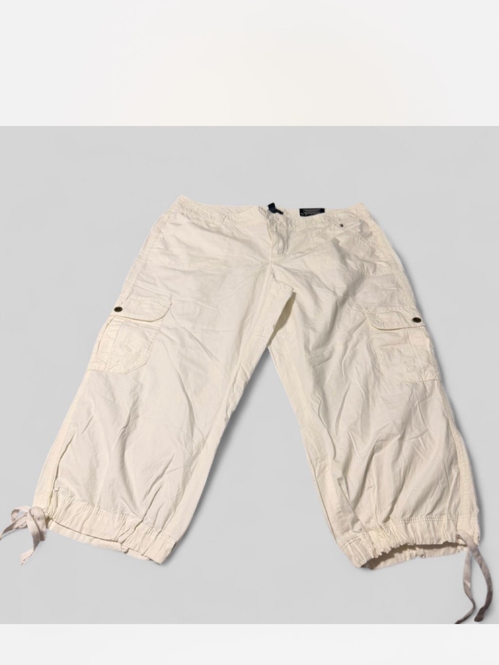 Tommy Hilfinger NWT Cargo Capris Vintage 200 Cargo Size 14